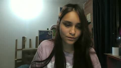 Snapshot of pau_cat chatting on May 17, 6:11 am Pau online show from May 17, 6:11 am