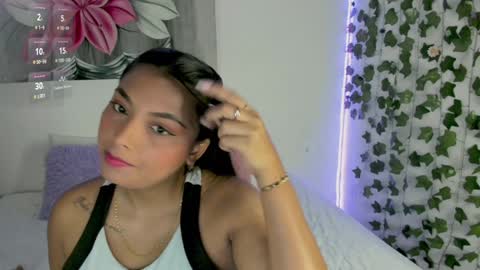 Snapshot of pau_delima__ chatting on December 27, 1:11 am paulina online show from December 27, 1:11 am