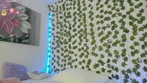 Snapshot of pau_delima__ chatting on January 24, 3:54 am paulina online show from January 24, 3:54 am