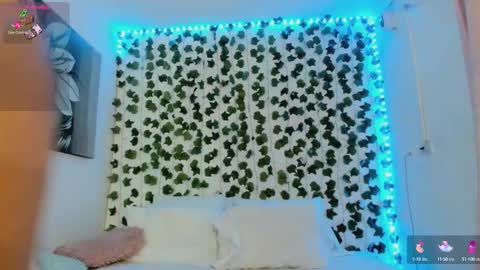 Snapshot of pau_delima__ chatting on September 12, 2:33 am paulina online show from September 12, 2:33 am