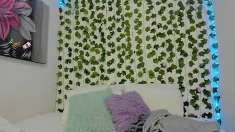 Snapshot of pau_delima__ chatting on September 15, 2:00 am paulina online show from September 15, 2:00 am