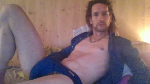 paueriwan online show from February 10, 10:09 am