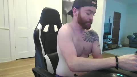 Snapshot of paul9333 chatting on December 17, 6:20 pm shy online show from December 17, 6:20 pm