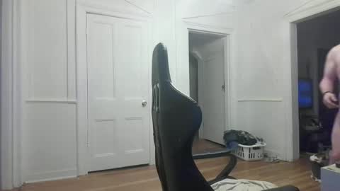 Snapshot of paul9333 chatting on February 1, 8:50 am shy online show from February 1, 8:50 am