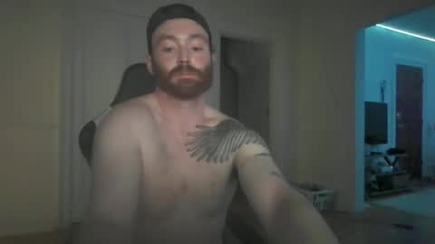 Snapshot of paul9333 chatting on February 9, 1:22 am shy online show from February 9, 1:22 am