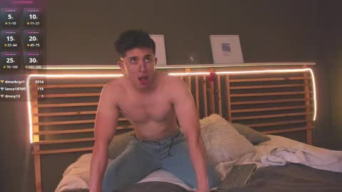 Paul online show from March 3, 6:33 pm