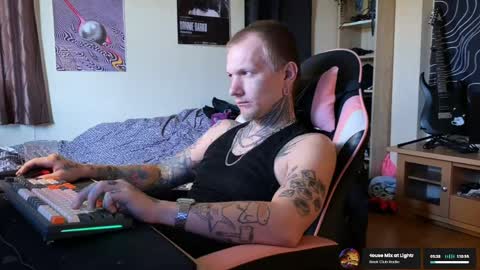 Paul online show from April 14, 7:25 am