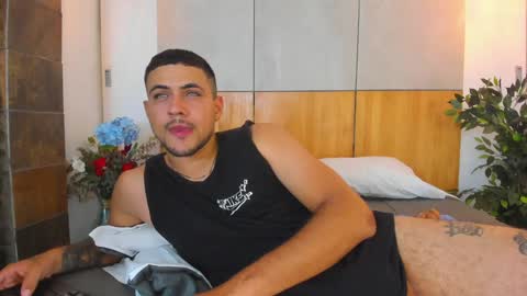 Paul Rivera online show from December 3, 2:14 am