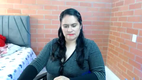 Snapshot of paula__117 chatting on July 11, 8:33 pm paula__117 online show from July 11, 8:33 pm