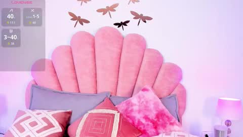 Paula   online show from November 11, 2:50 pm