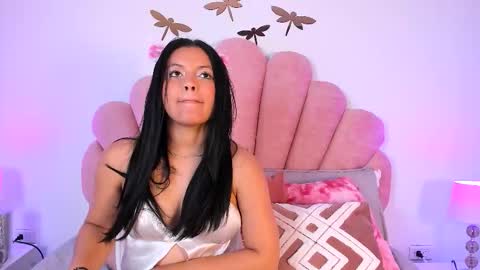 Paula   online show from January 9, 1:03 pm