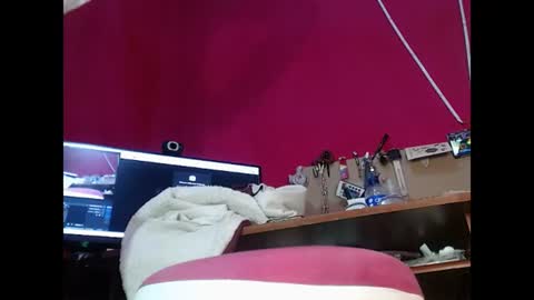 Snapshot of paulavaltina21 chatting on August 8, 5:48 pm PAULA VALENTINA online show from August 8, 5:48 pm