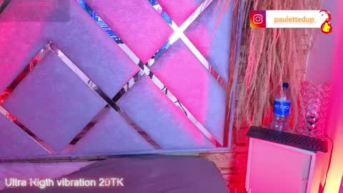 paulette_dupont_ online show from April 11, 3:33 am