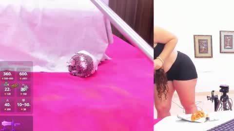 Paulina Davis  online show from January 22, 3:20 am