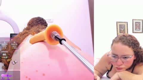 Paulina Davis  online show from January 30, 3:22 am