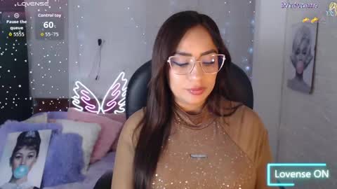 paulina online show from May 25, 4:13 pm
