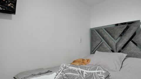 Paulina online show from April 17, 7:50 pm