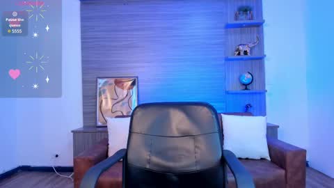 Paulina  online show from March 10, 12:15 pm