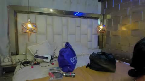 paulinabelen21 online show from March 24, 3:33 am