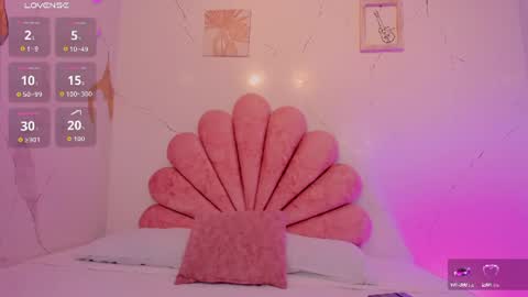 Snapshot of paulinabelle chatting on June 24, 5:01 pm Paulina Belle online show from June 24, 5:01 pm