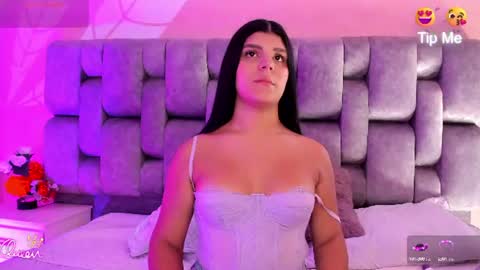 Snapshot of paulinabelle chatting on June 28, 2:23 pm Paulina Belle online show from June 28, 2:23 pm