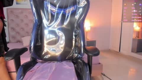 PaulinaSaennz online show from March 25, 12:00 pm