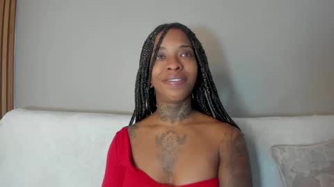 Pauline online show from September 25, 3:32 am