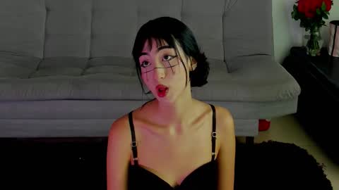 Pauline online show from October 9, 12:47 pm