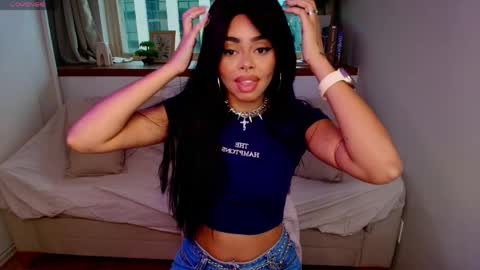 paulinne_clark online show from March 12, 7:42 pm