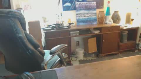 Snapshot of paulleroy chatting on January 24, 12:31 am paulleroy online show from January 24, 12:31 am