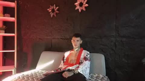 Paulo online show from December 21, 8:49 pm