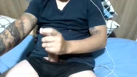 Snapshot of paulo_22cm chatting on June 6, 6:12 pm paulo_22cm online show from June 6, 6:12 pm