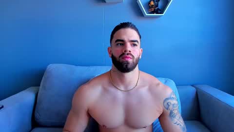 Snapshot of paulphoenix_ chatting on September 15, 8:20 pm Paul Phoenix online show from September 15, 8:20 pm
