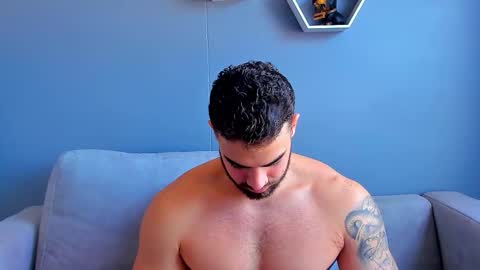 Snapshot of paulphoenix_ chatting on October 2, 8:38 pm Paul Phoenix online show from October 2, 8:38 pm