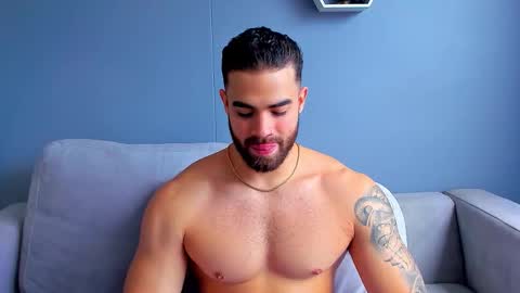 Snapshot of paulphoenix_ chatting on October 3, 7:55 pm Paul Phoenix online show from October 3, 7:55 pm