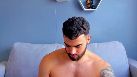 Snapshot of paulphoenix_ chatting on October 6, 8:28 pm Paul Phoenix online show from October 6, 8:28 pm