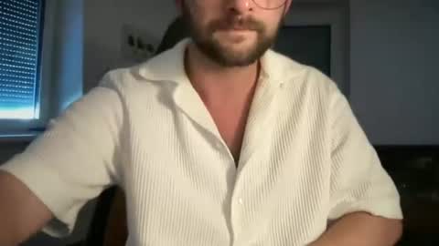 love bush online show from June 19, 5:28 pm