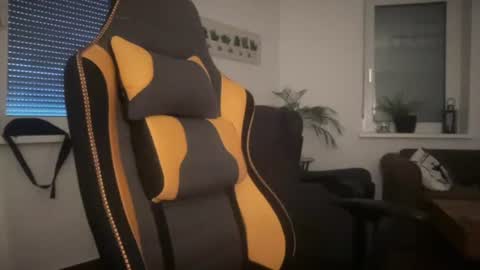 love bush online show from June 29, 4:51 pm