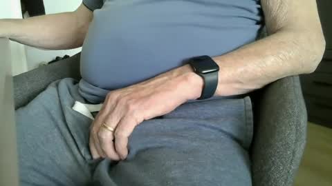 Snapshot of paultje7171 chatting on June 13, 5:22 pm Paul online show from June 13, 5:22 pm