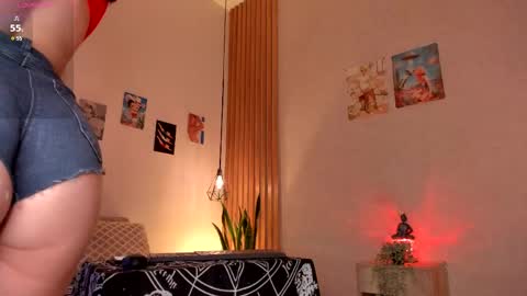 Snapshot of pawggirl18 chatting on May 24, 3:39 pm Dani online show from May 24, 3:39 pm