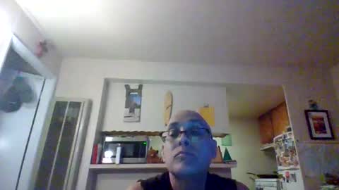 pawgkiller online show from December 18, 2:06 am