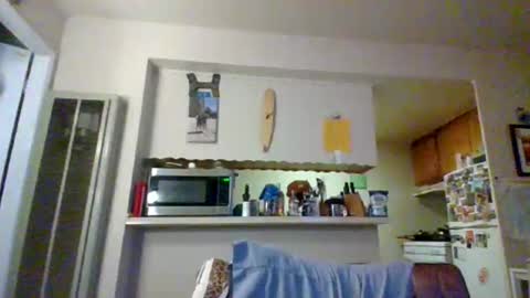 pawgkiller online show from April 1, 1:17 am