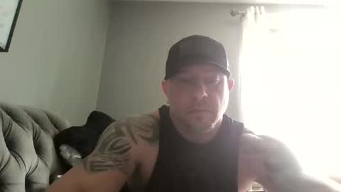 Snapshot of paytondaniel44 chatting on April 6, 4:52 pm paytondaniel44 online show from April 6, 4:52 pm