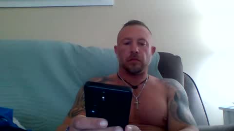 Snapshot of paytondaniel44 chatting on April 24, 9:50 pm paytondaniel44 online show from April 24, 9:50 pm