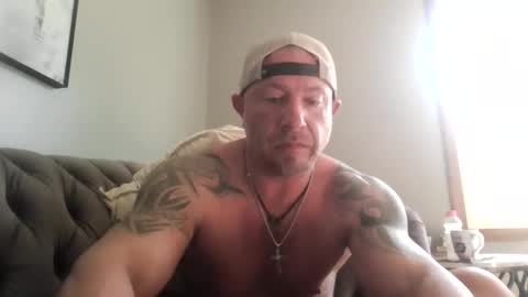 Snapshot of paytondaniel44 chatting on May 4, 12:01 pm paytondaniel44 online show from May 4, 12:01 pm