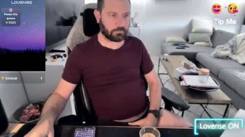 Snapshot of pc92160 chatting on May 15, 6:42 am pc92160 online show from May 15, 6:42 am