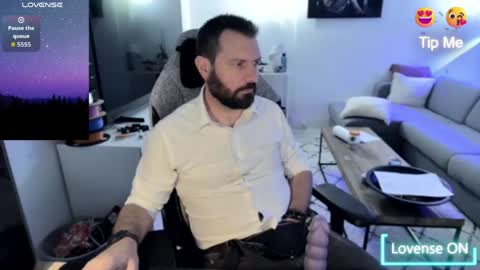 Snapshot of pc92160 chatting on May 19, 6:58 pm pc92160 online show from May 19, 6:58 pm