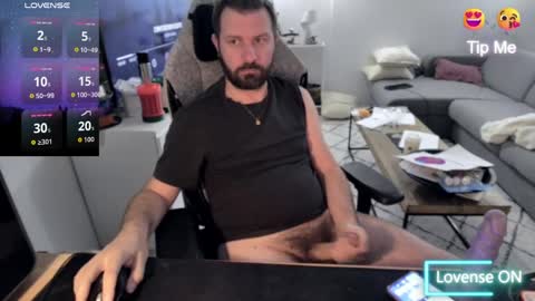 Snapshot of pc92160 chatting on June 6, 10:58 pm pc92160 online show from June 6, 10:58 pm