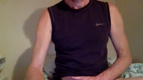 Snapshot of pea23 chatting on October 17, 10:56 pm pea23 online show from October 17, 10:56 pm