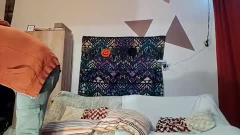 peacefulness93 online show from March 22, 1:53 am